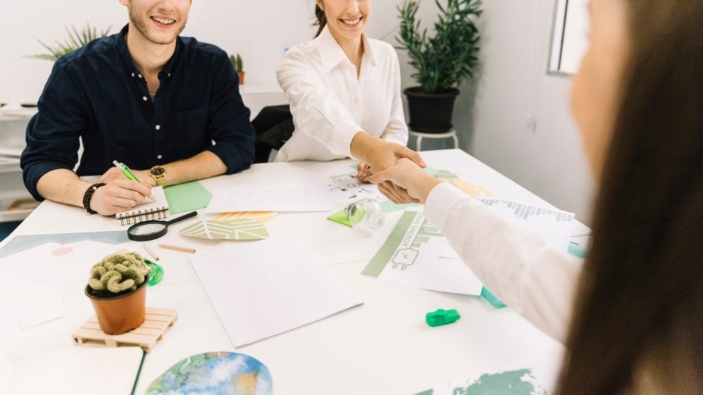 Assessing the effectiveness of socially responsible investing strategies